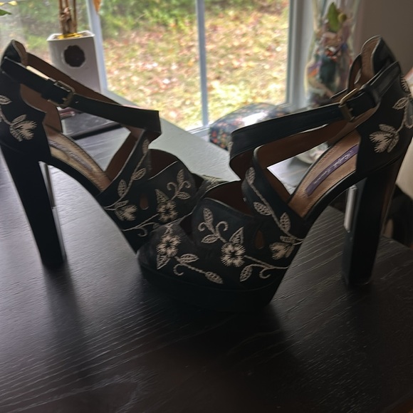 Rally Lauren Purple Label black heals with embroidery EU size 40- Vanesa - Picture 2 of 4